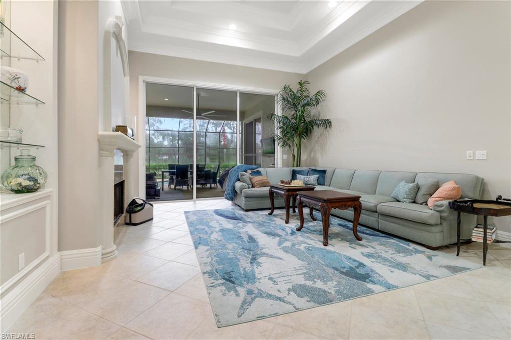 4323 Silver Fox DR