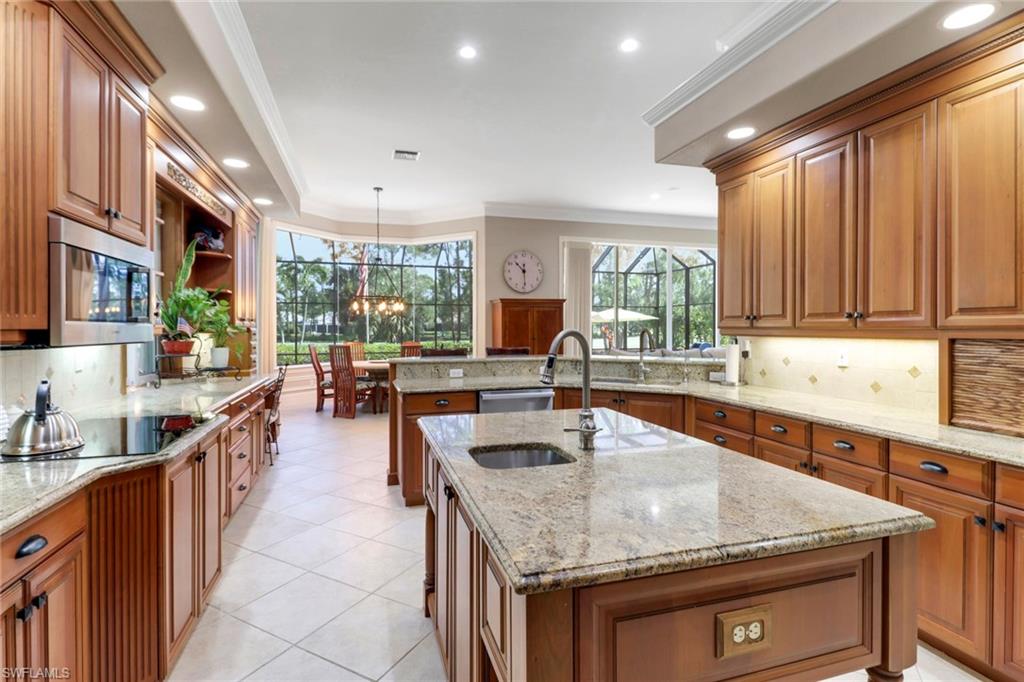 4323 Silver Fox DR