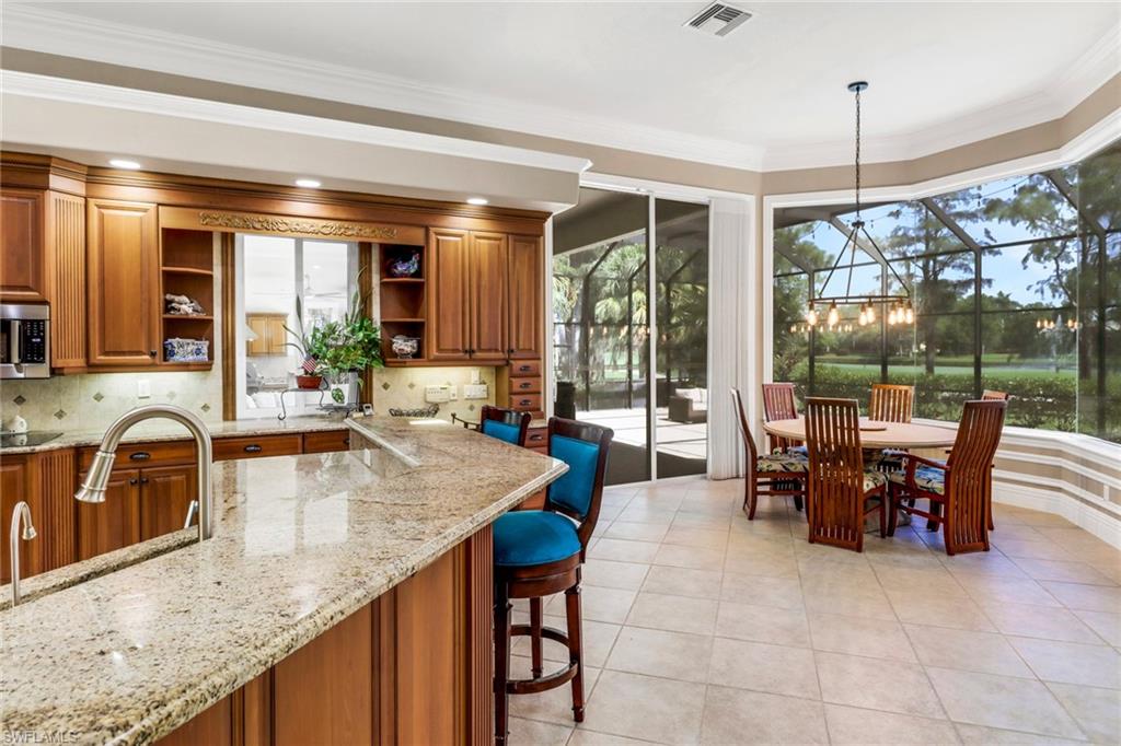 4323 Silver Fox DR