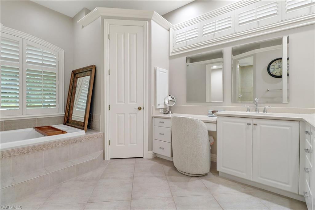 4323 Silver Fox DR