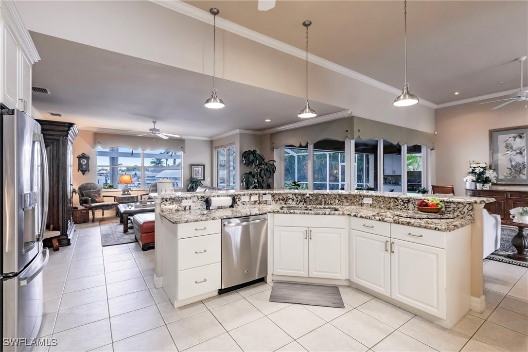 2521 Cape Coral PKWY W