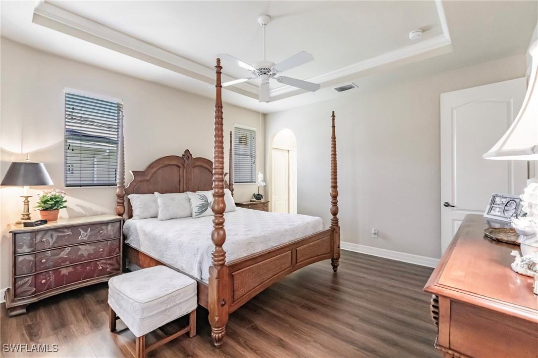 2521 Cape Coral PKWY W