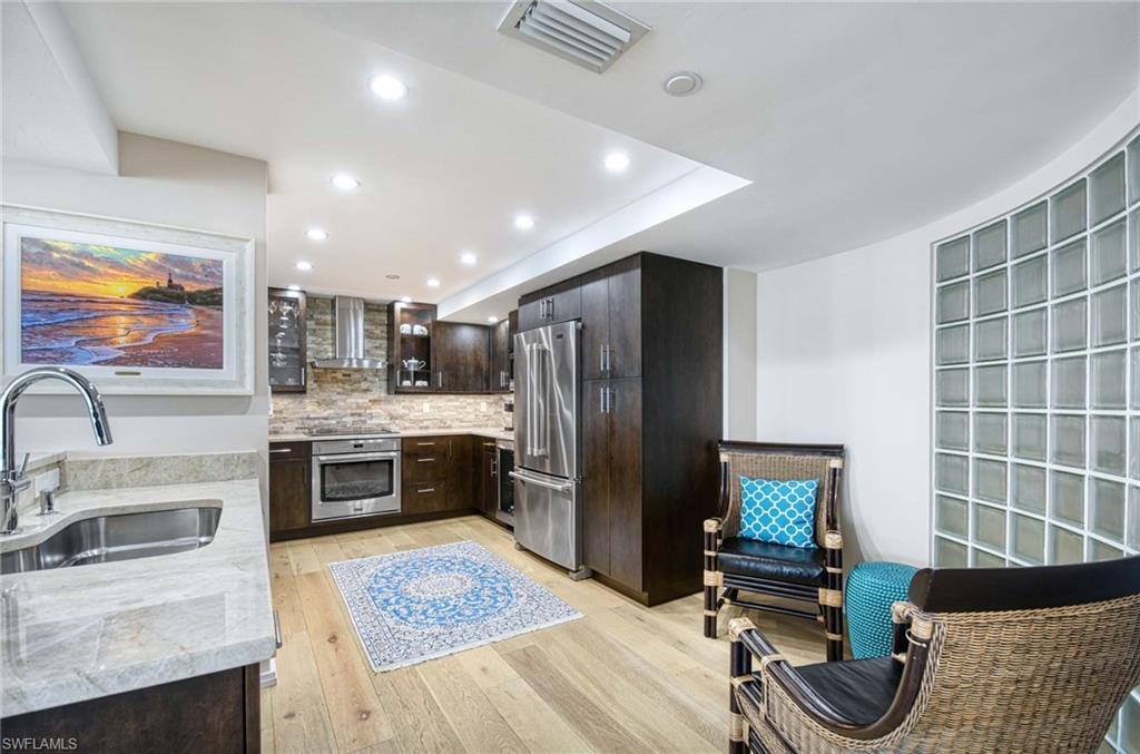 4751 Gulf Shore BLVD N # 1706