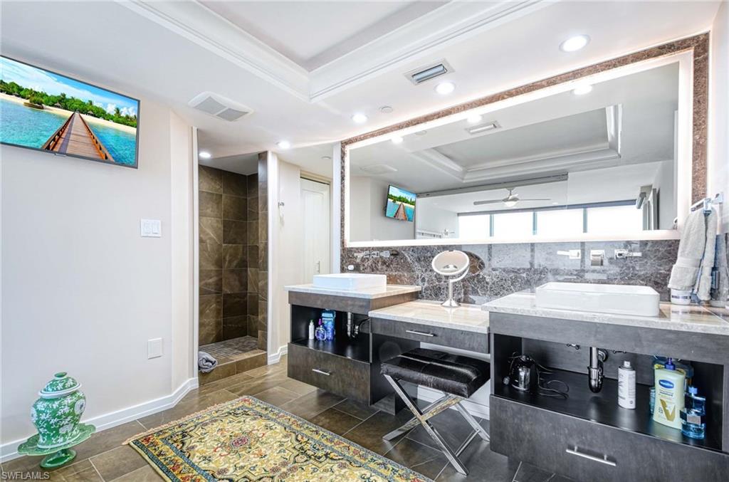 4751 Gulf Shore BLVD N # 1706