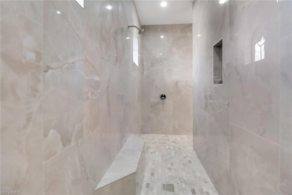 14690 Beaufort CIR