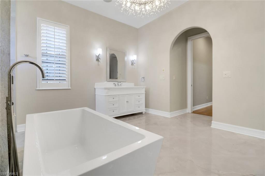 14690 Beaufort CIR