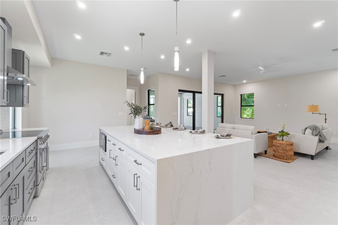 2769 Van Buren AVE