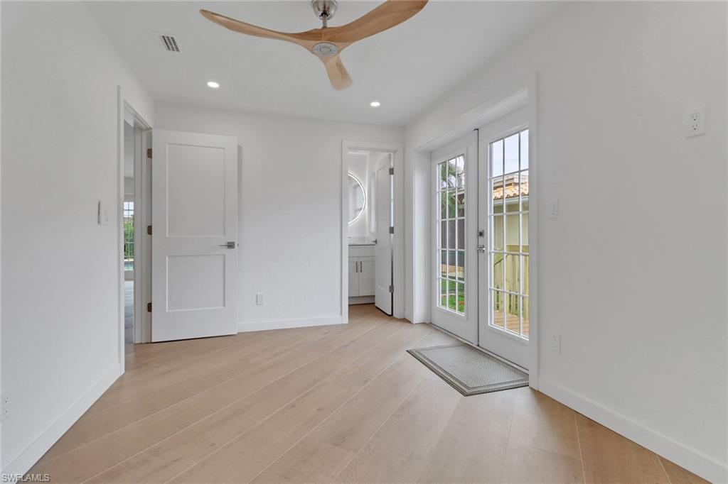 2105 Sheepshead DR