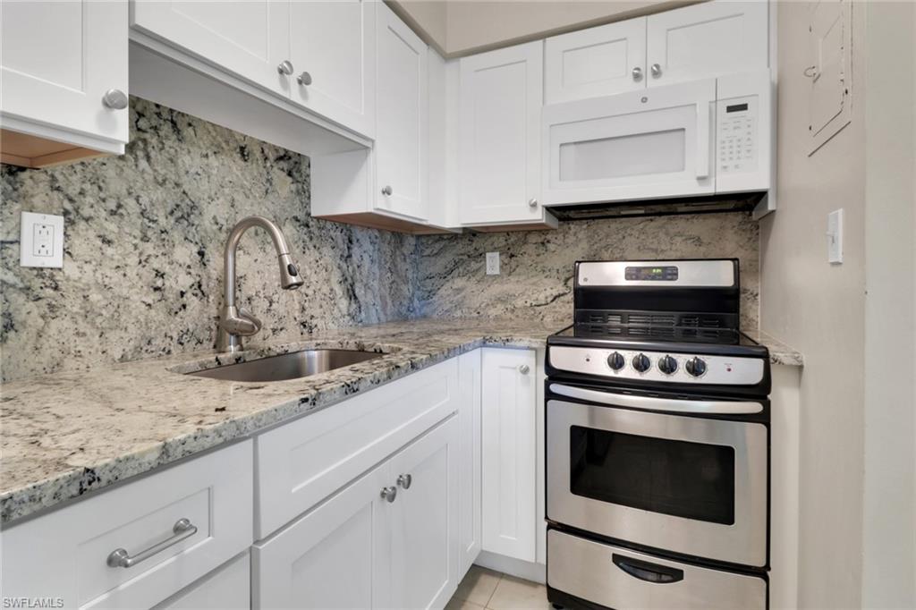 235 Seaview CT # B10