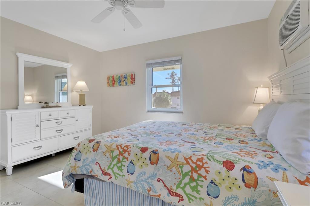 235 Seaview CT # B10