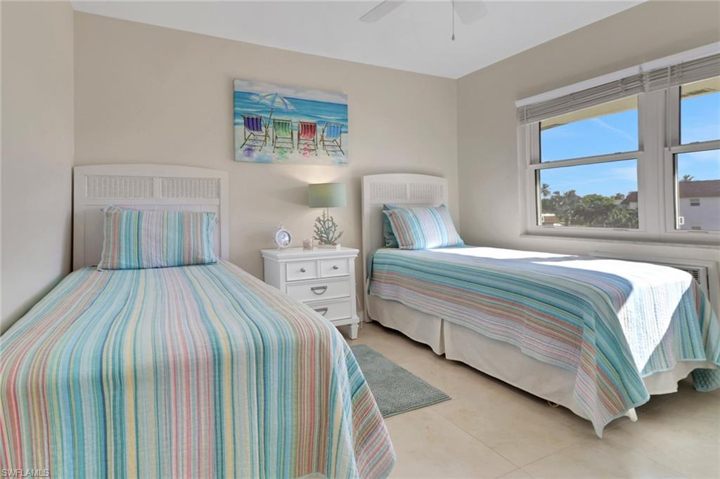 235 Seaview CT # B10