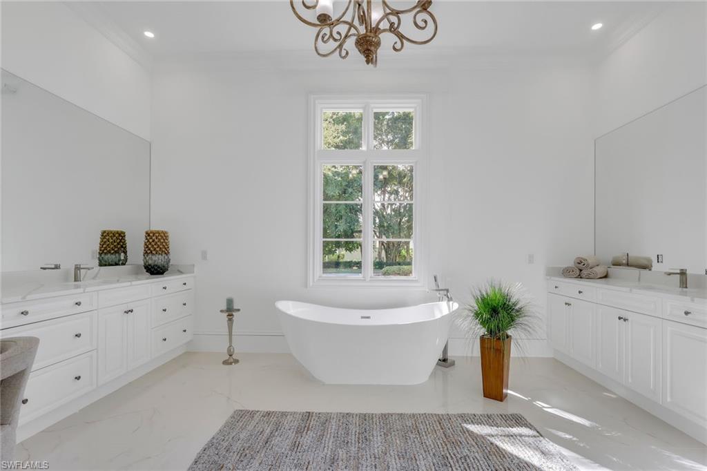 4323 Butterfly Orchid LN N