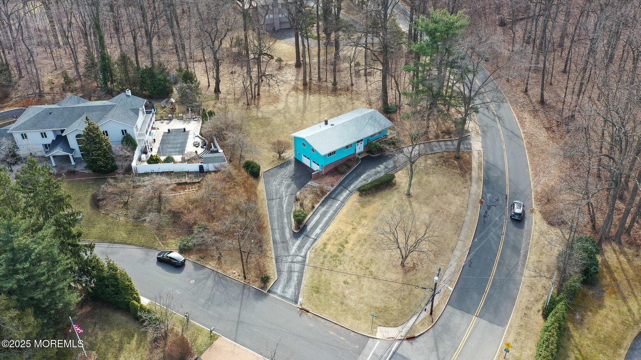 2 Overlook Drive