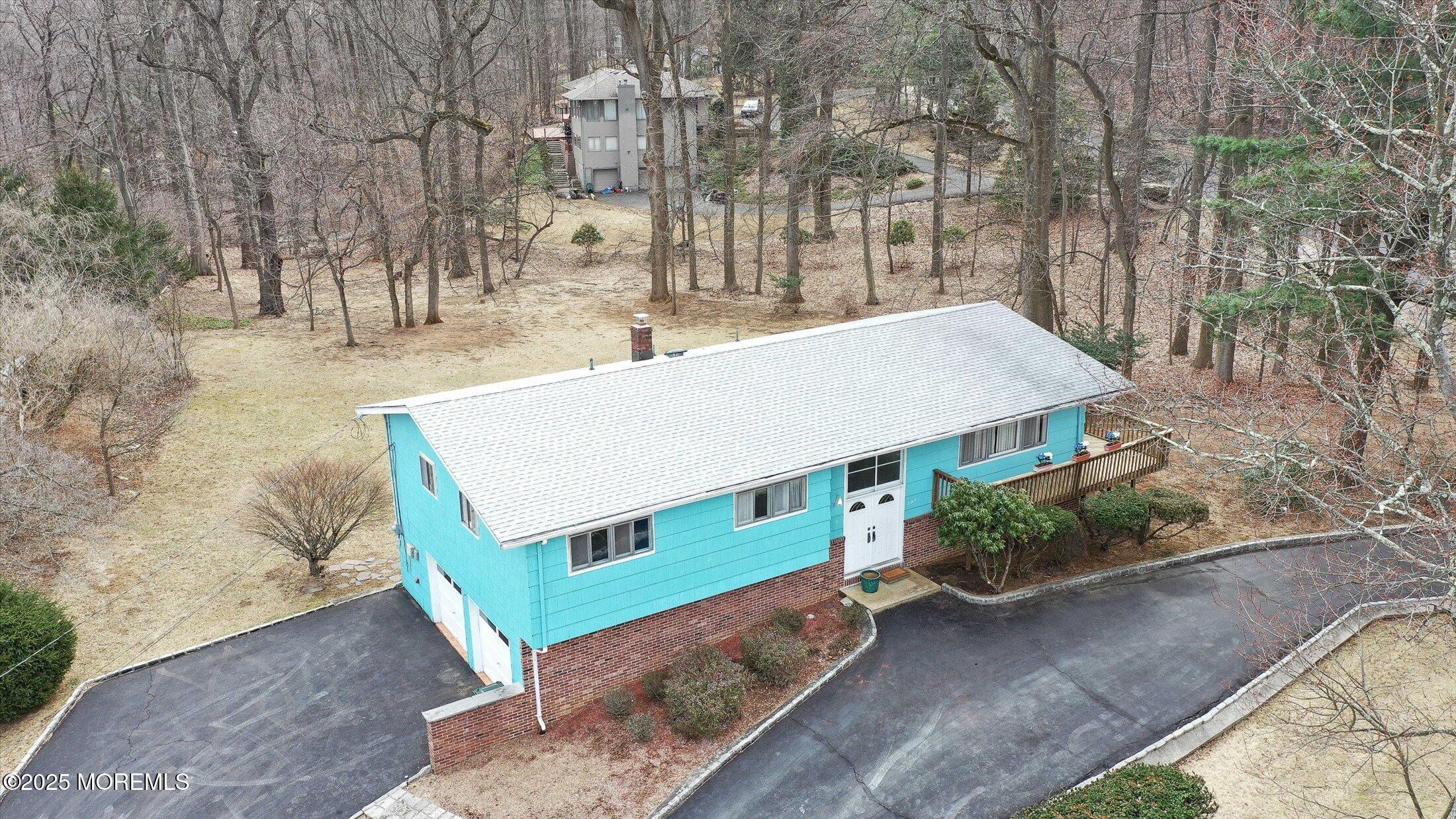 2 Overlook Drive