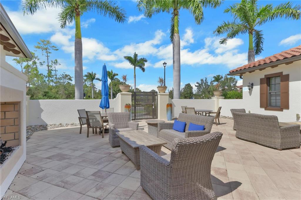 15161 Palmer Lake CIR # 202, NAPLES Unit: 202