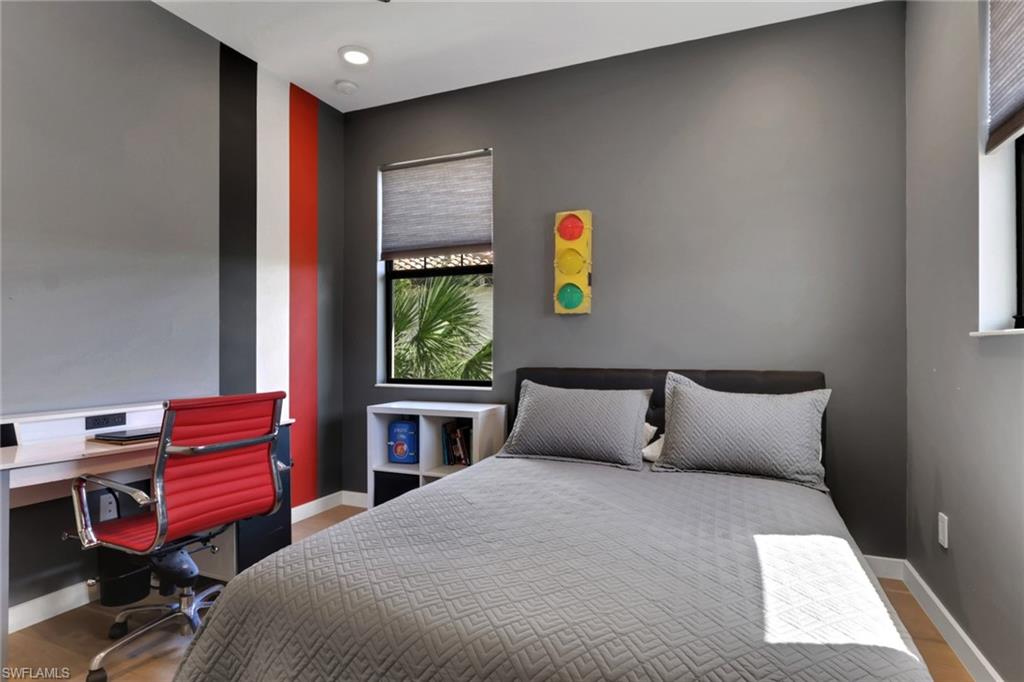 15161 Palmer Lake CIR # 202, NAPLES Unit: 202