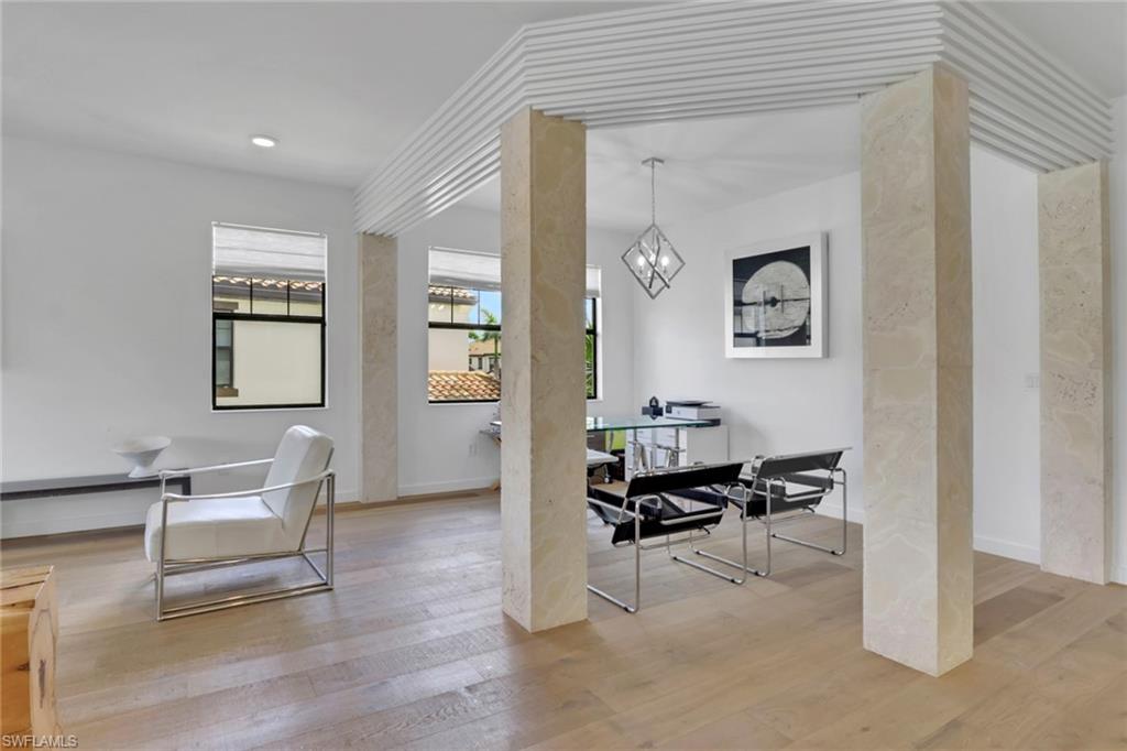 15161 Palmer Lake CIR # 202, NAPLES Unit: 202