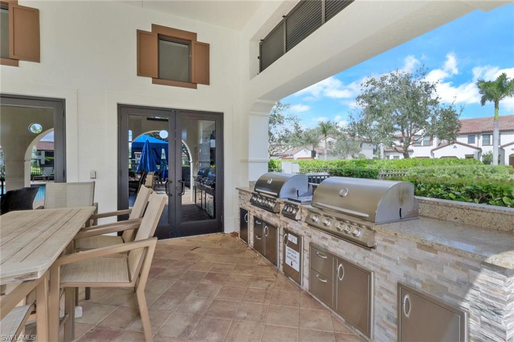 15161 Palmer Lake CIR # 202, NAPLES Unit: 202