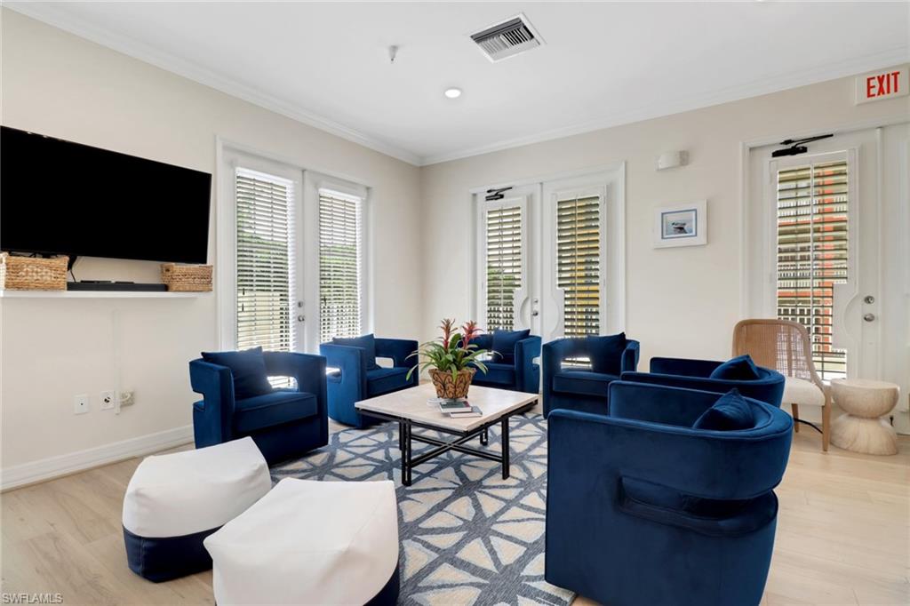 401 Bayfront PL # 3207, NAPLES Unit: 3207