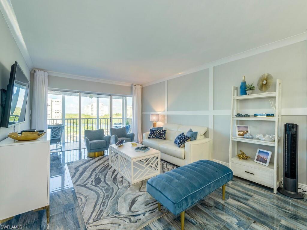 1 Bluebill AVE # 703