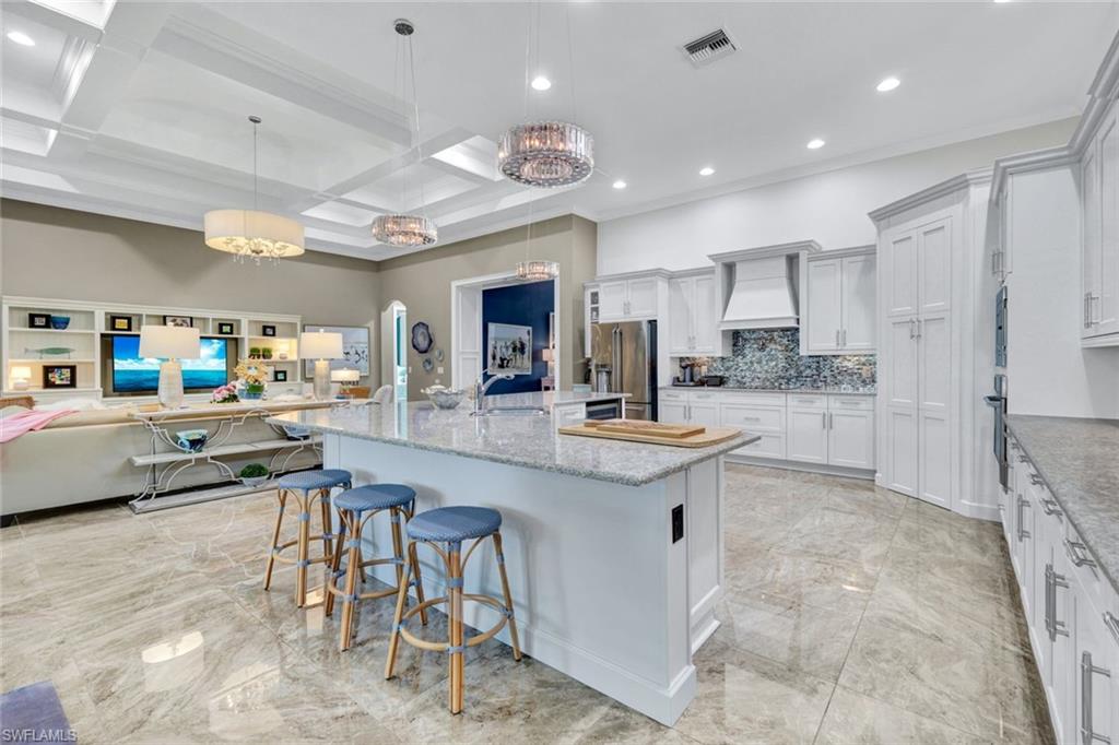 12646 Dundee LN