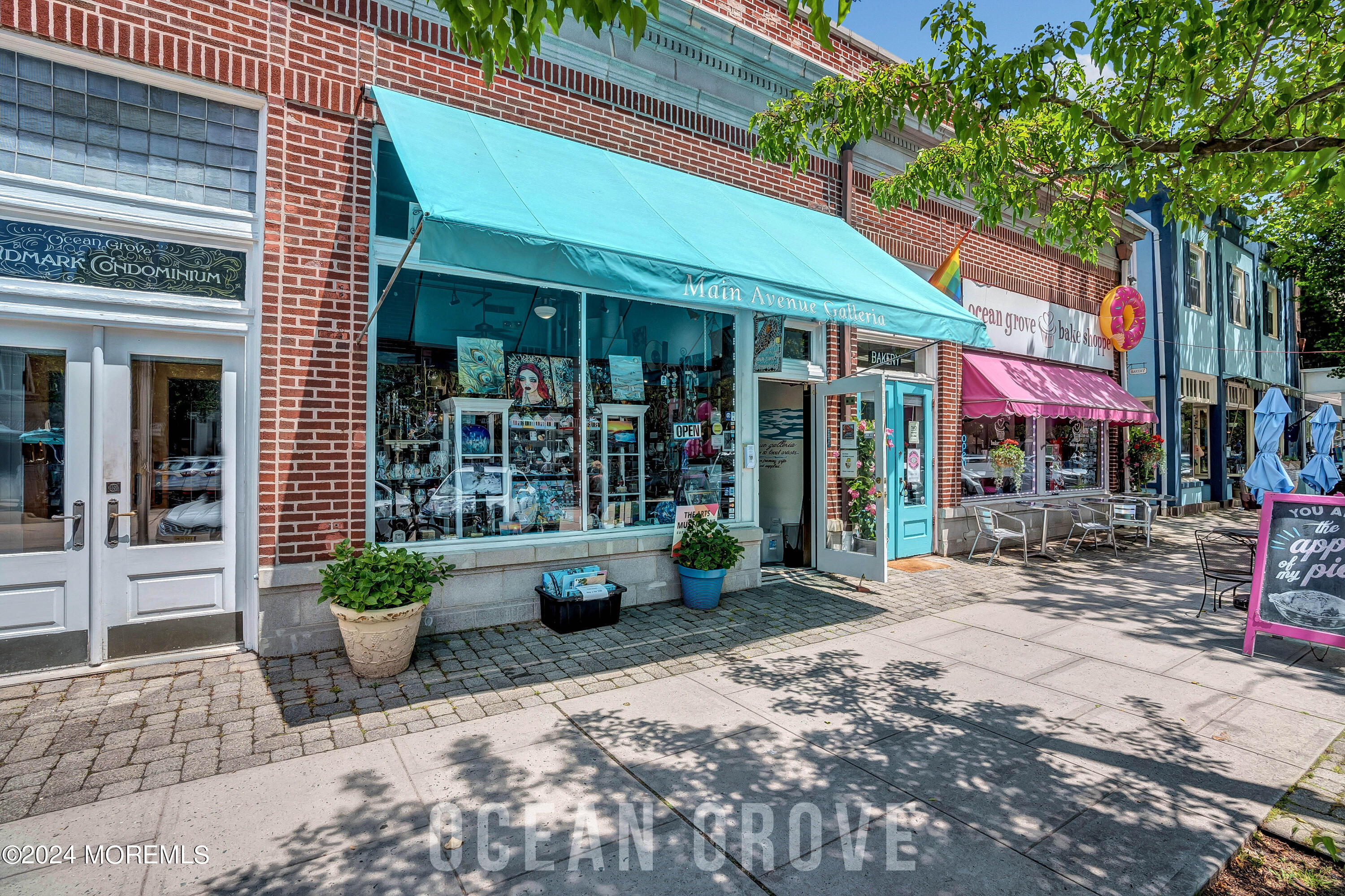 141 Main Avenue 1