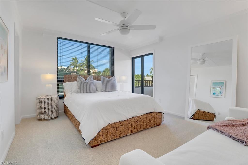 2400 Gulf Shore BLVD N # 205