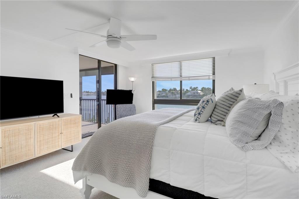 2400 Gulf Shore BLVD N # 205