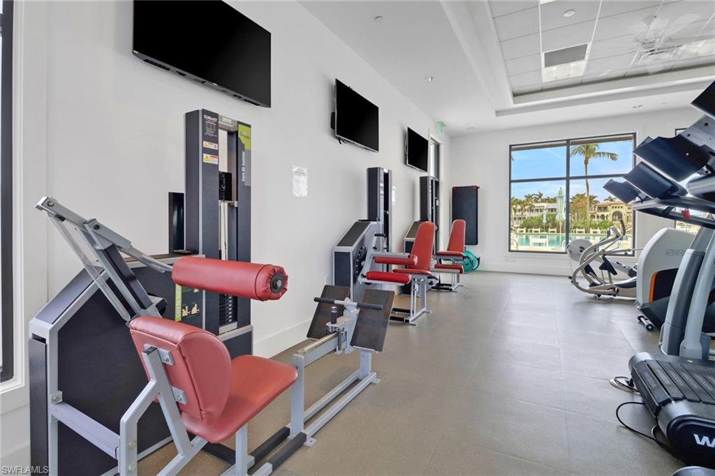 2400 Gulf Shore BLVD N # 205