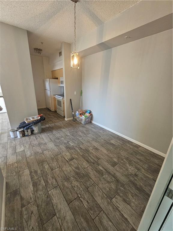 1200 Reserve WAY # 302