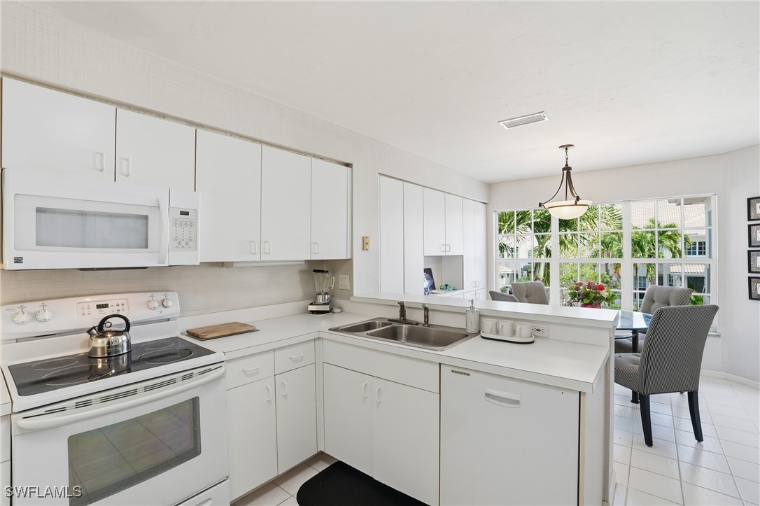 6865 San Marino DR 301B