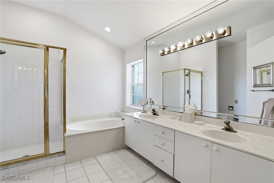 6865 San Marino DR 301B