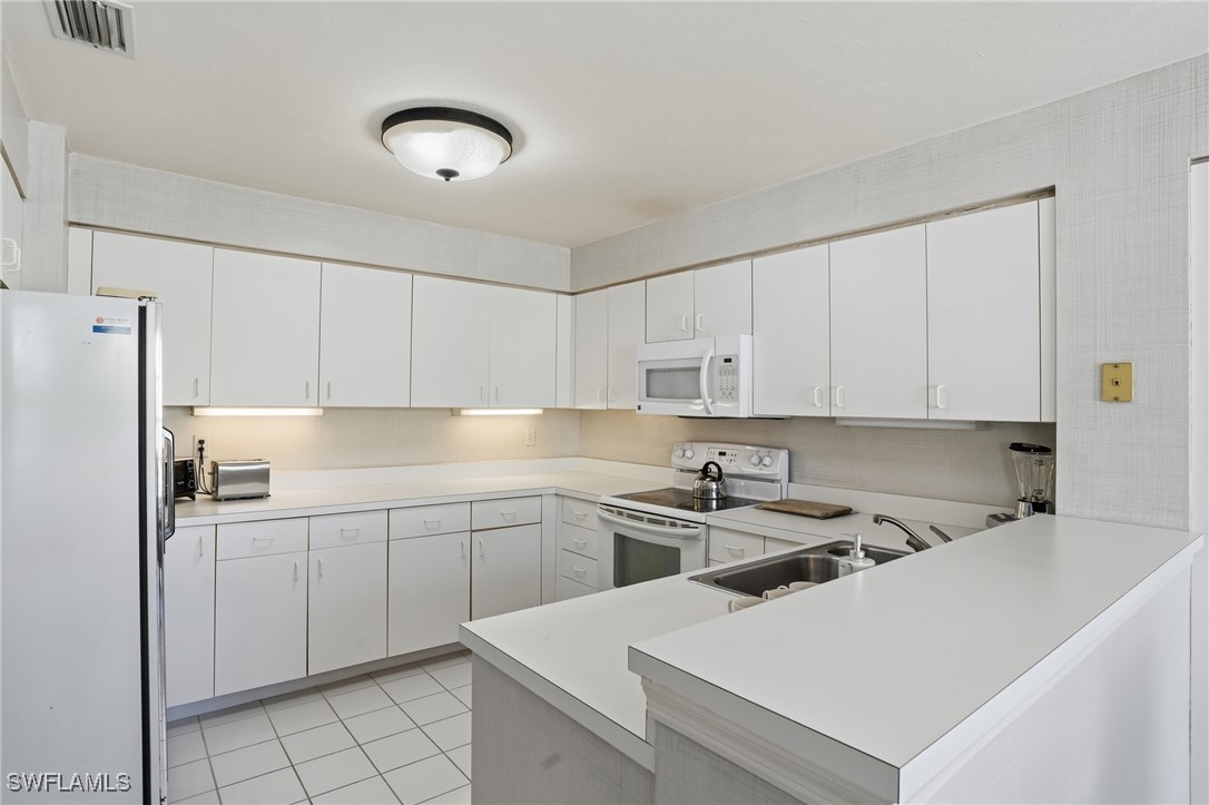 6865 San Marino DR 301B