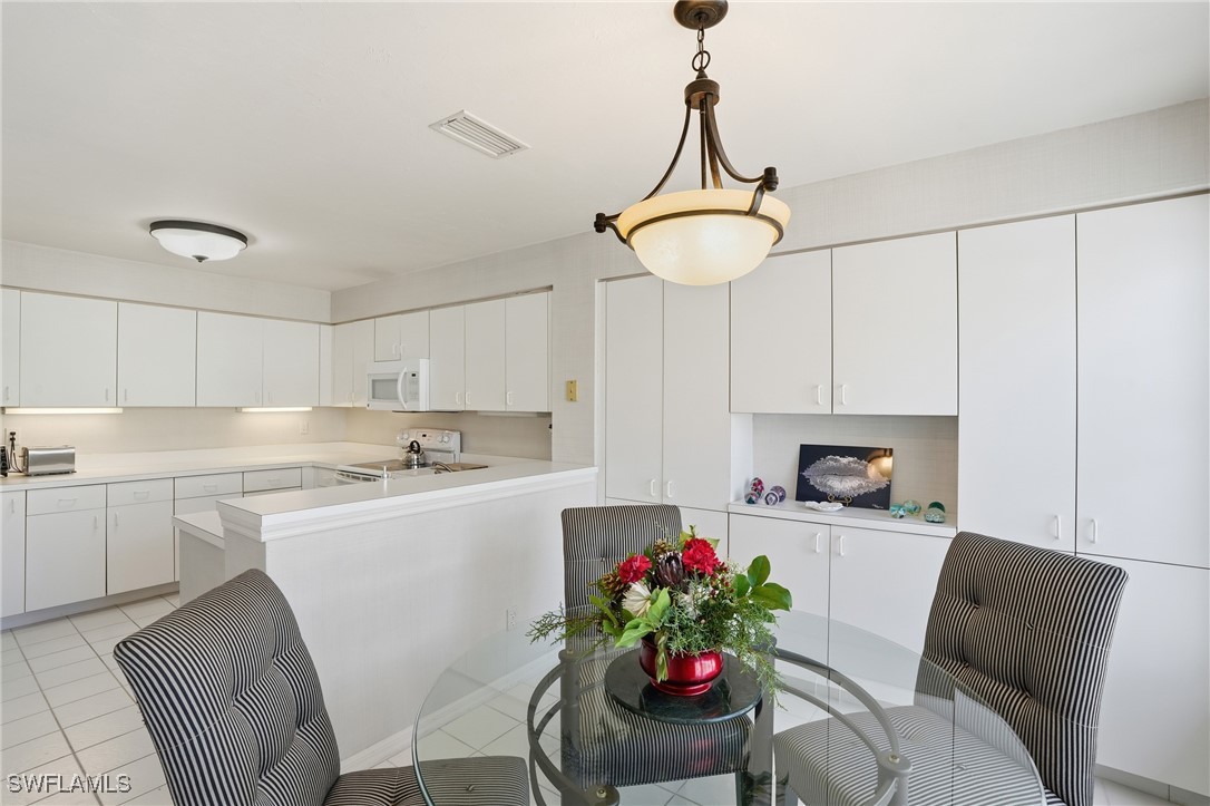 6865 San Marino DR 301B