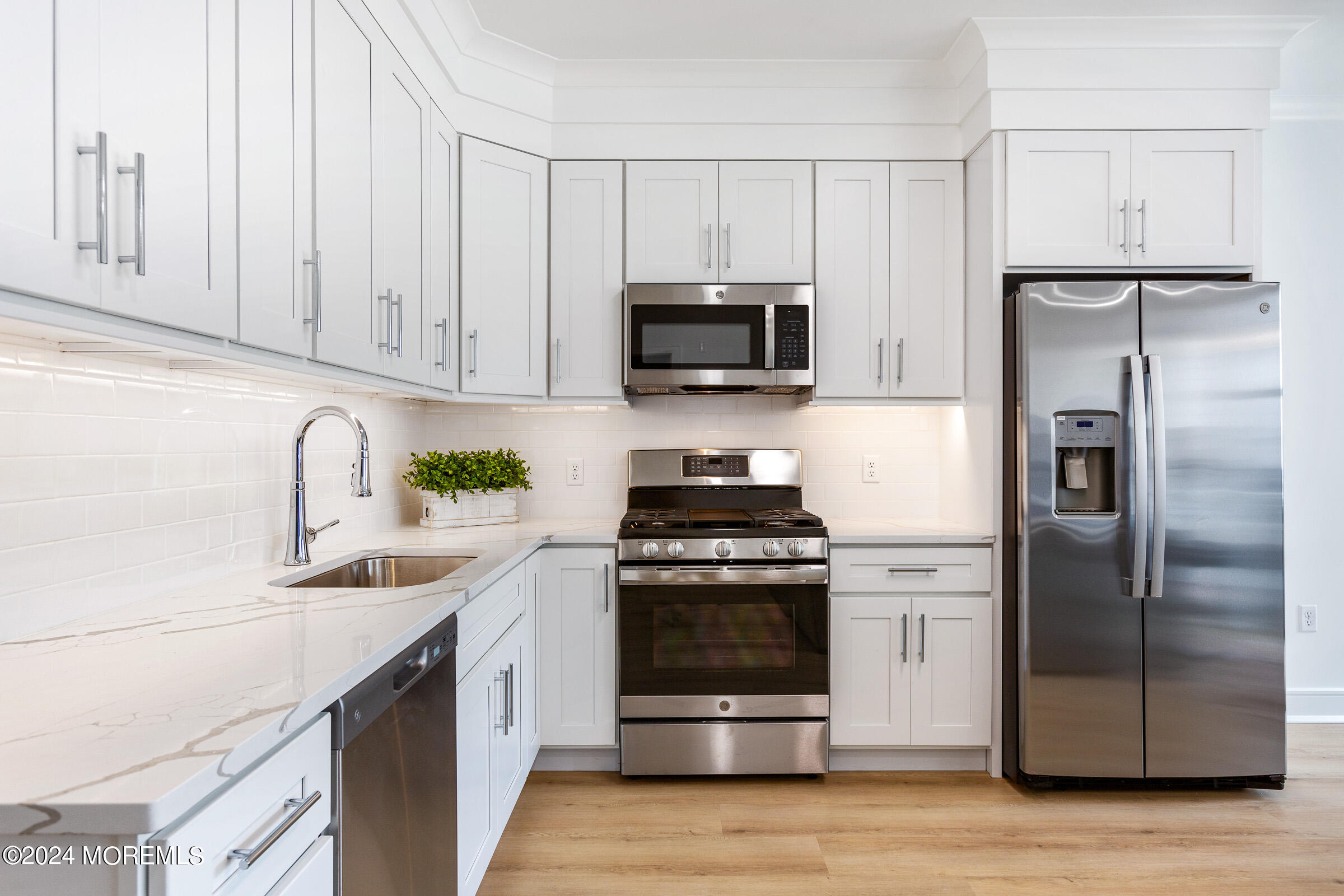 298 Westwood Avenue, 309