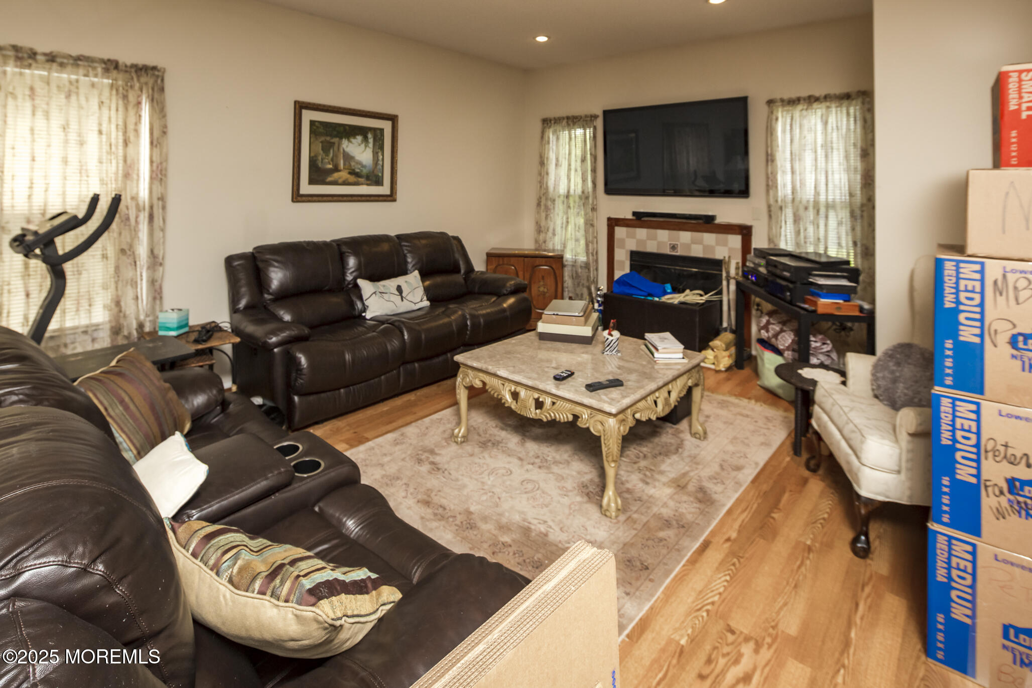 86 Richmond Court N 94