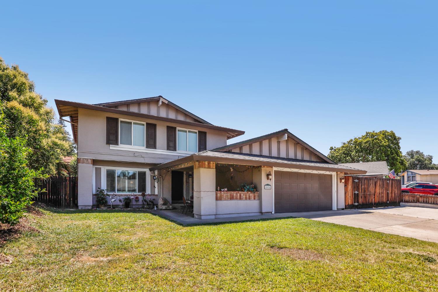 8058 Mesa Oak Way