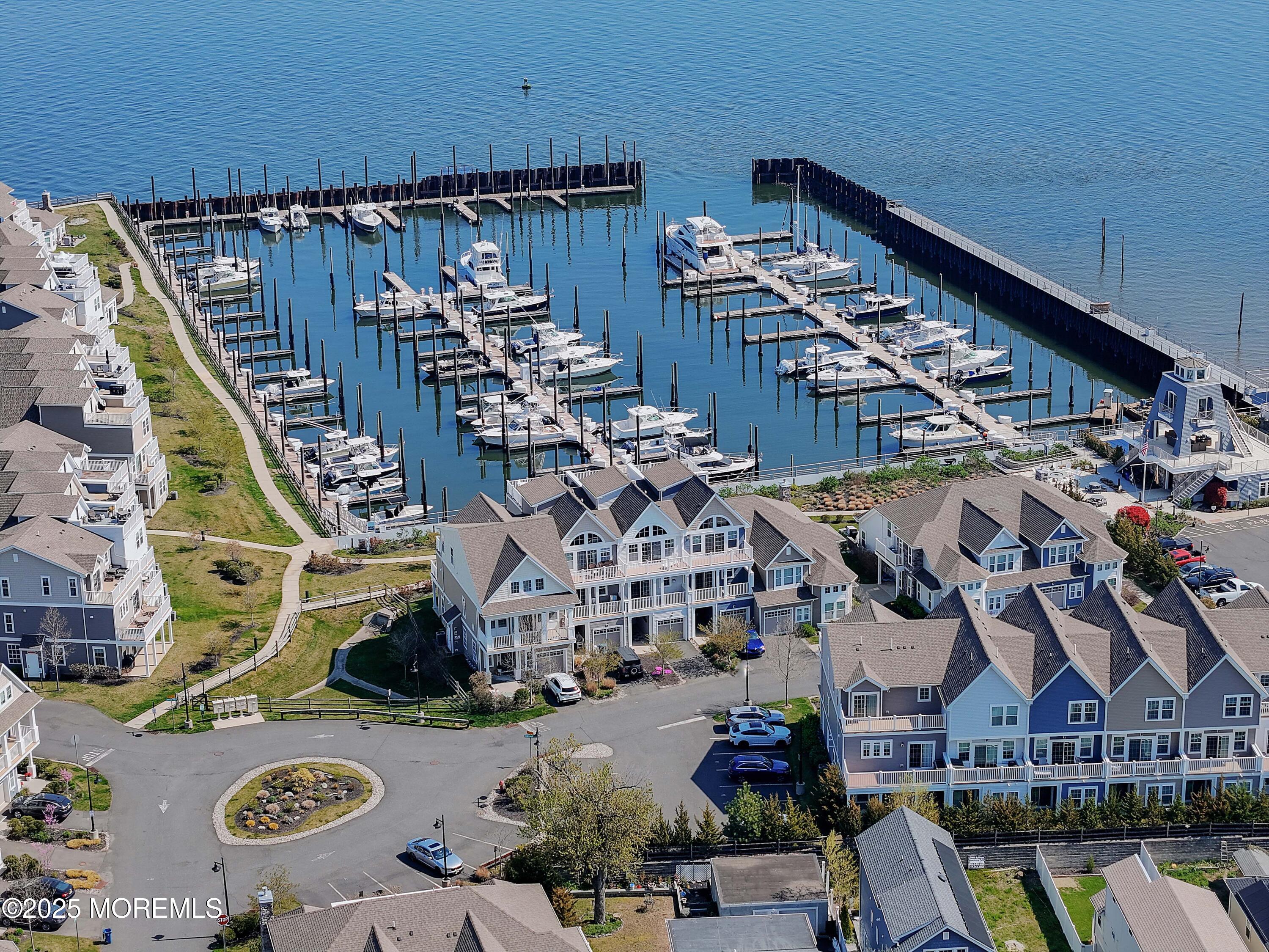 3 Halfmoon Court 903