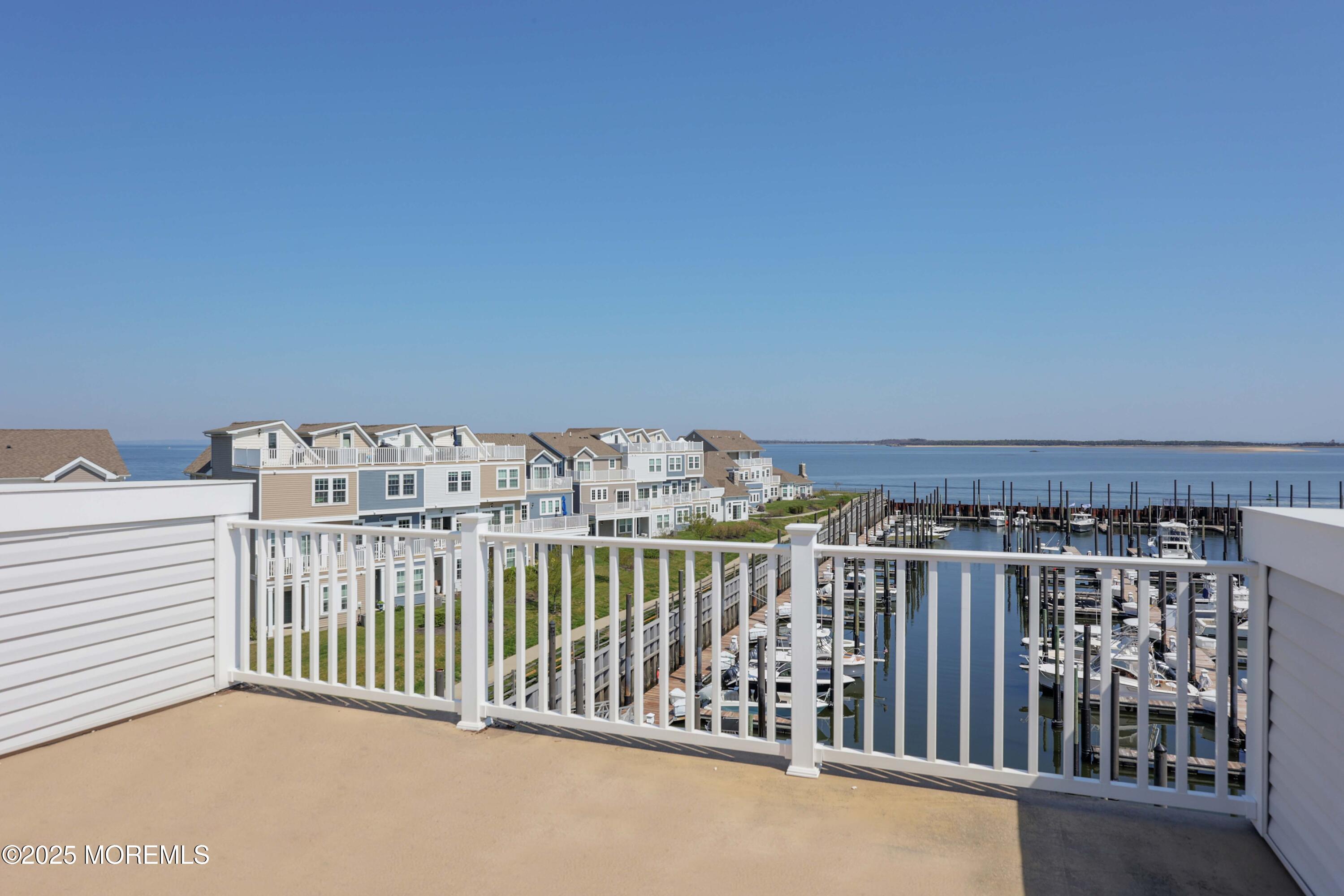 3 Halfmoon Court 903