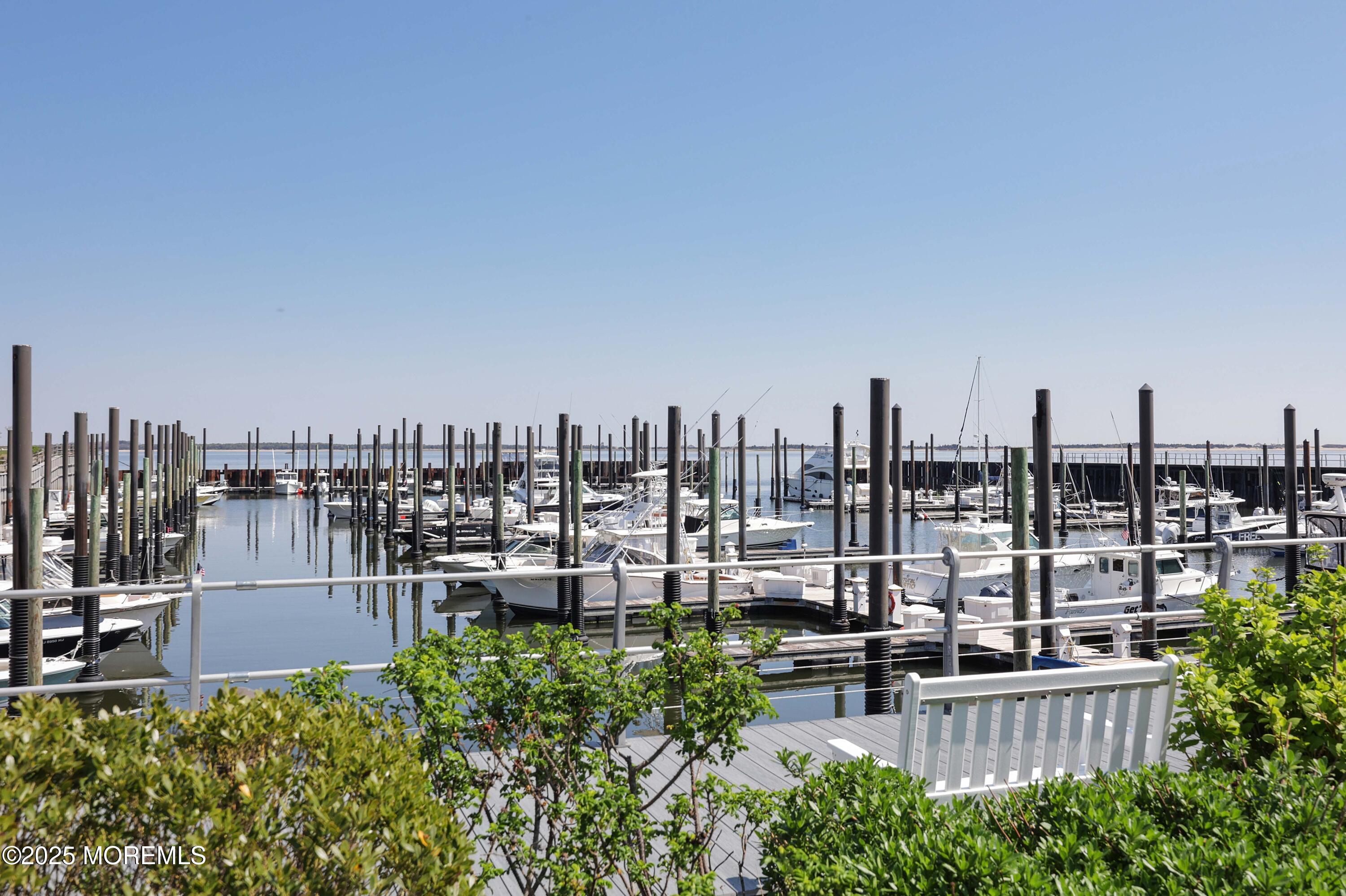 3 Halfmoon Court 903