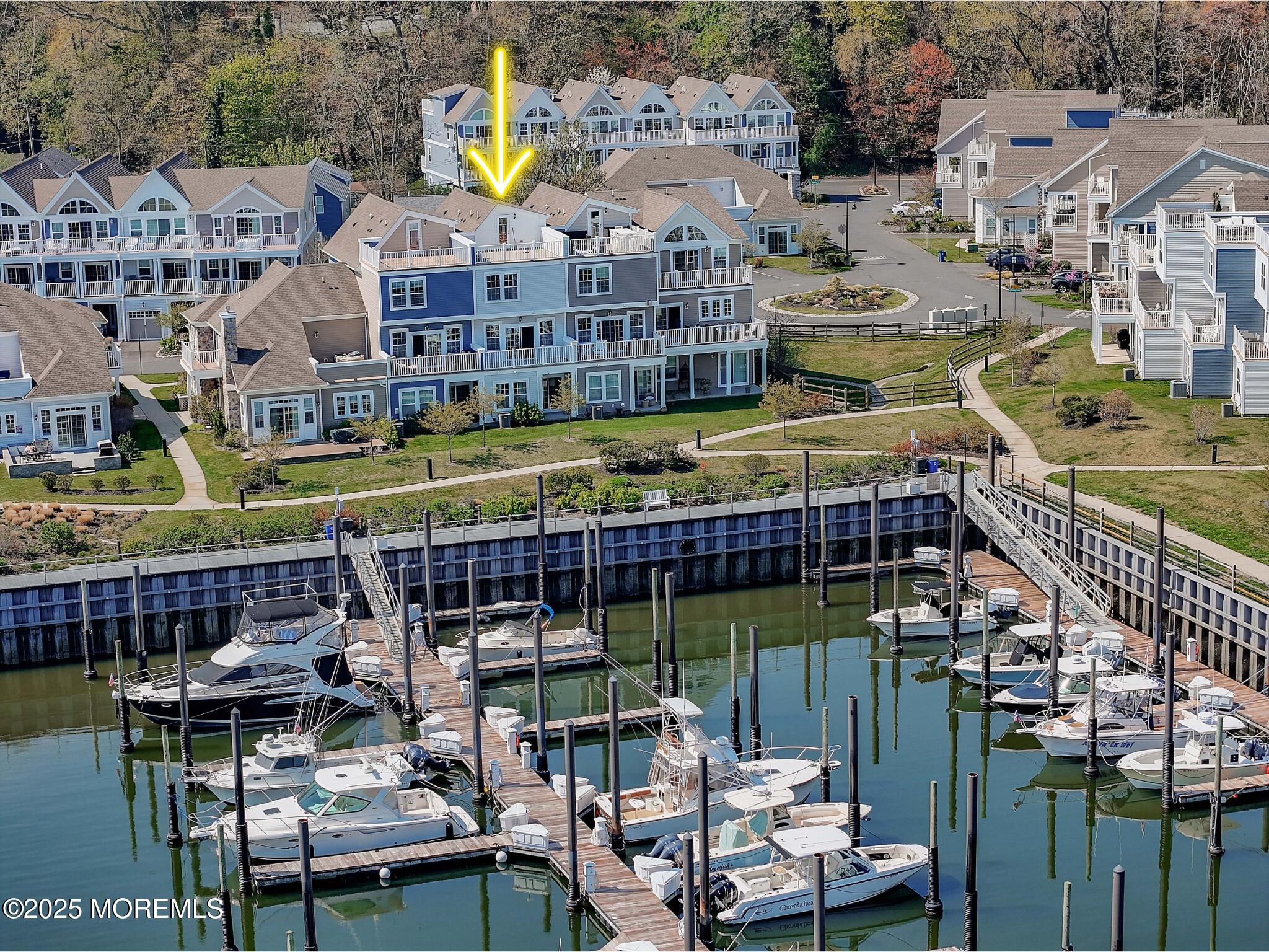 3 Halfmoon Court 903