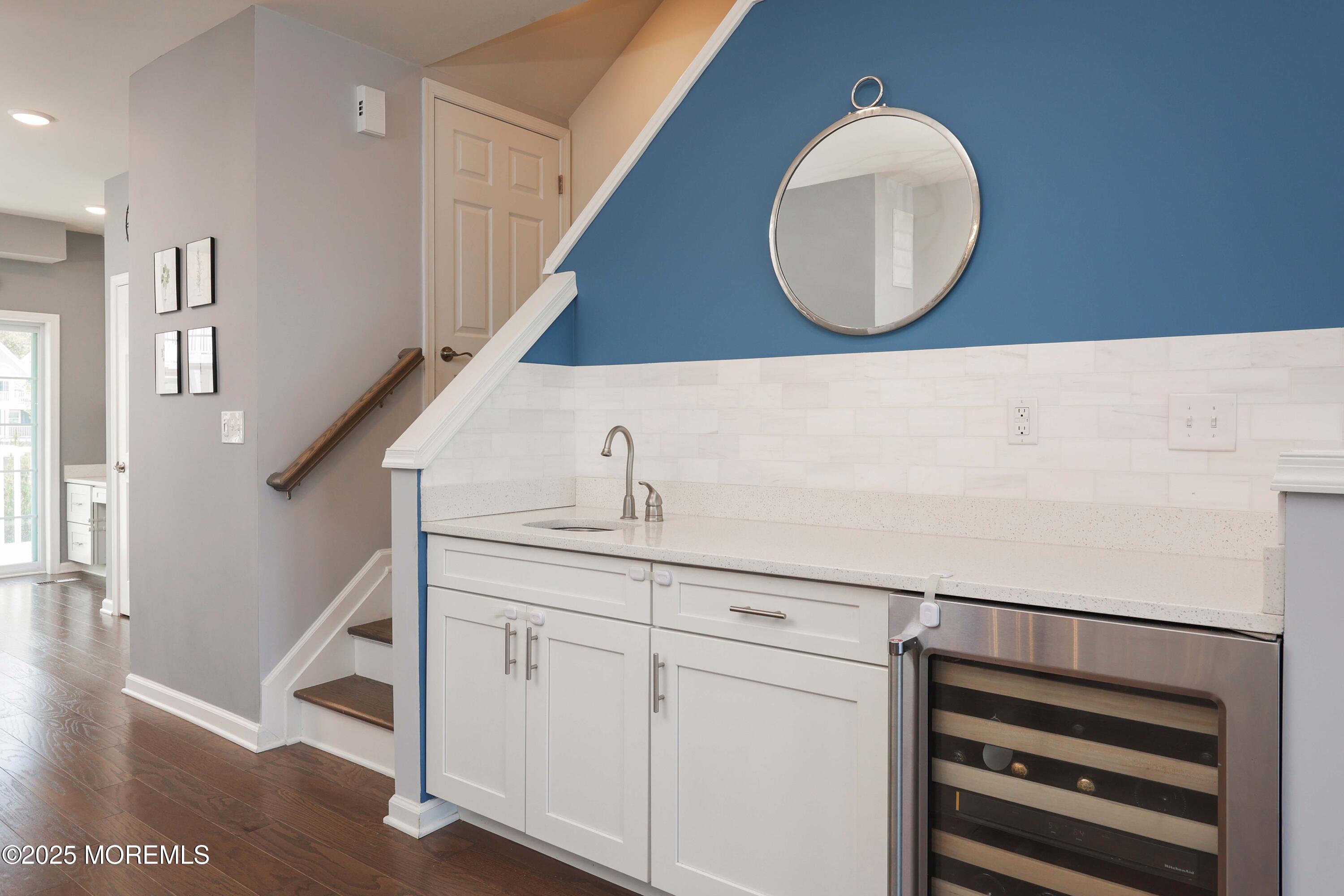 3 Halfmoon Court 903