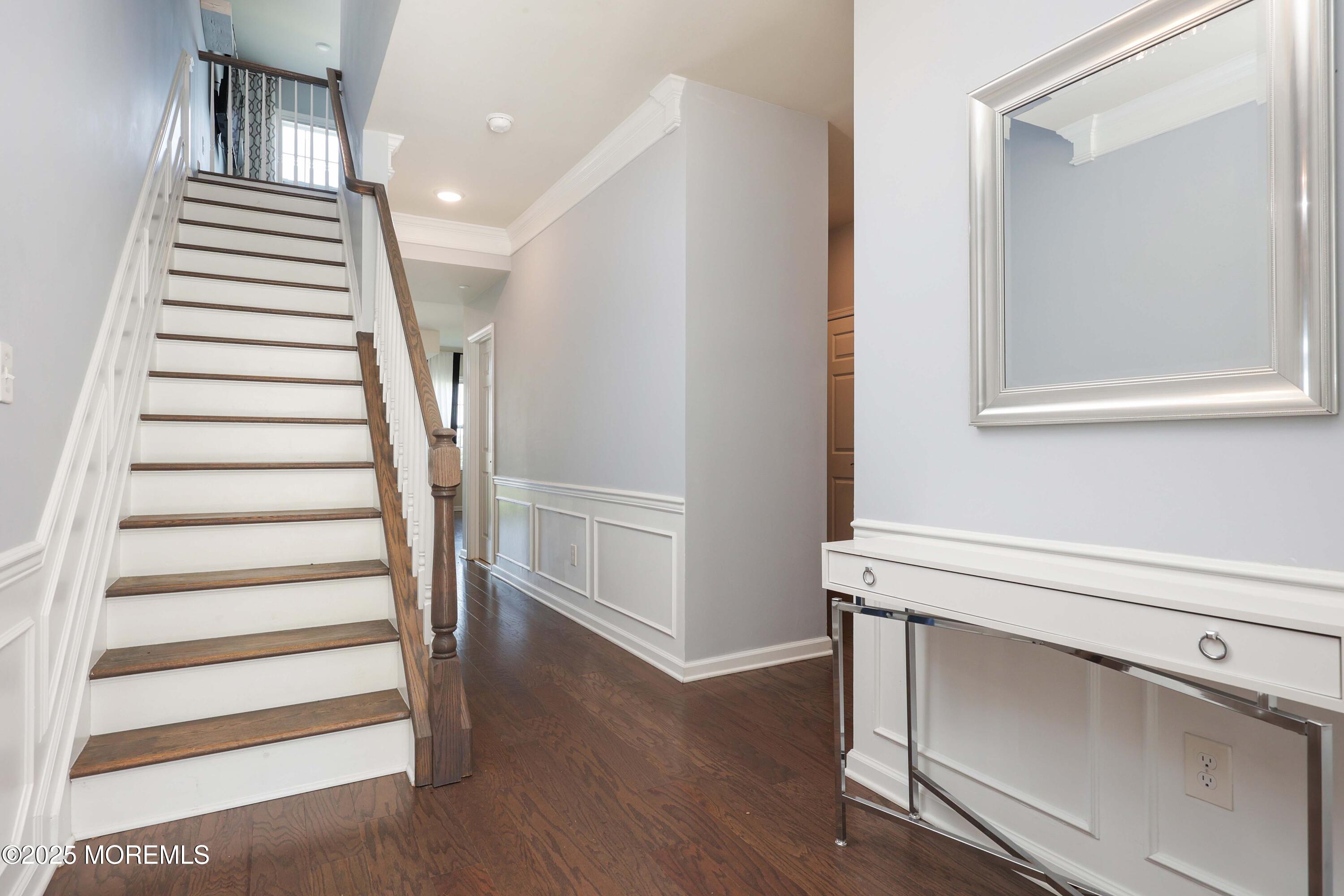 3 Halfmoon Court 903