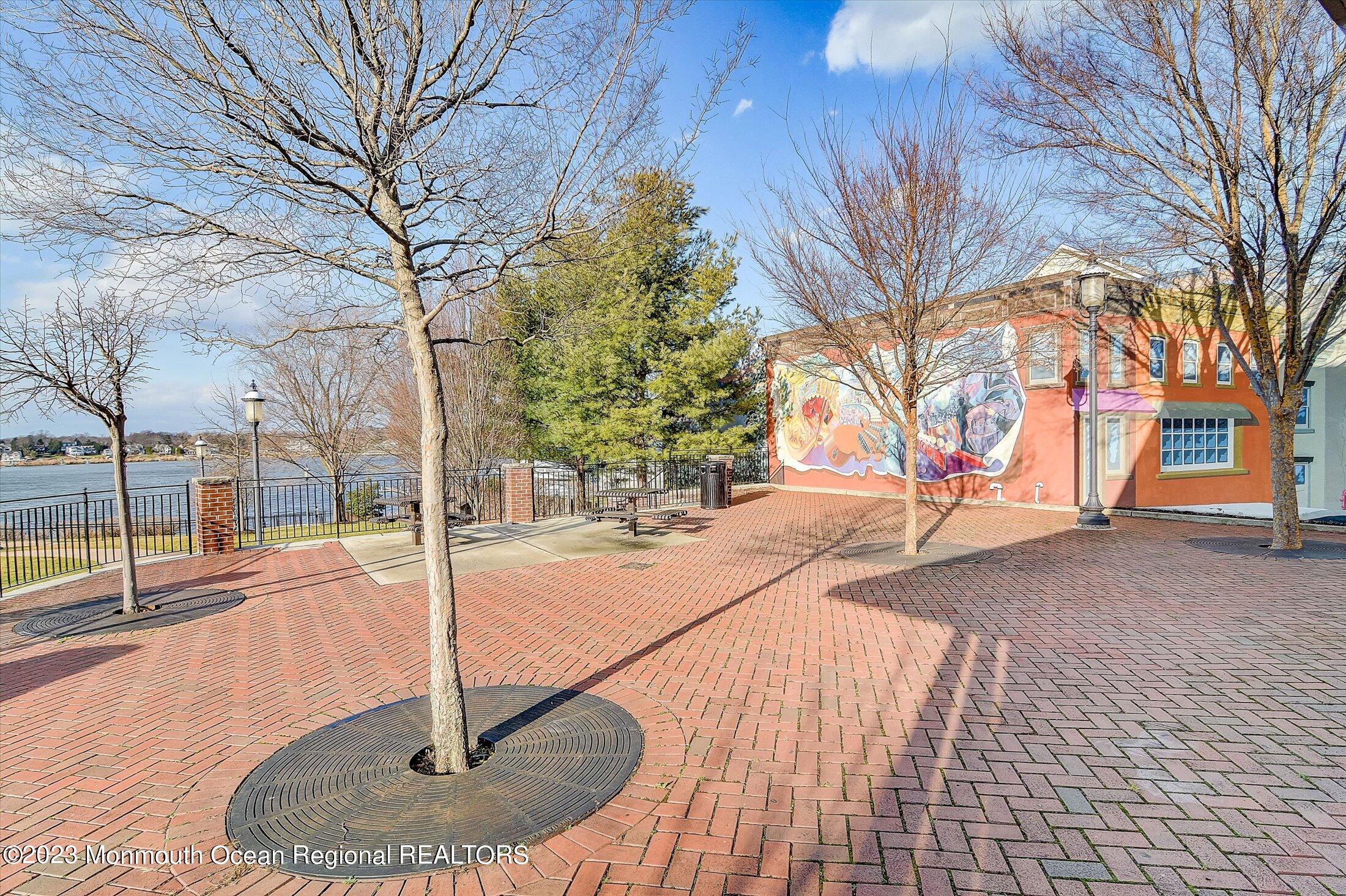 44 Marion Street 9
