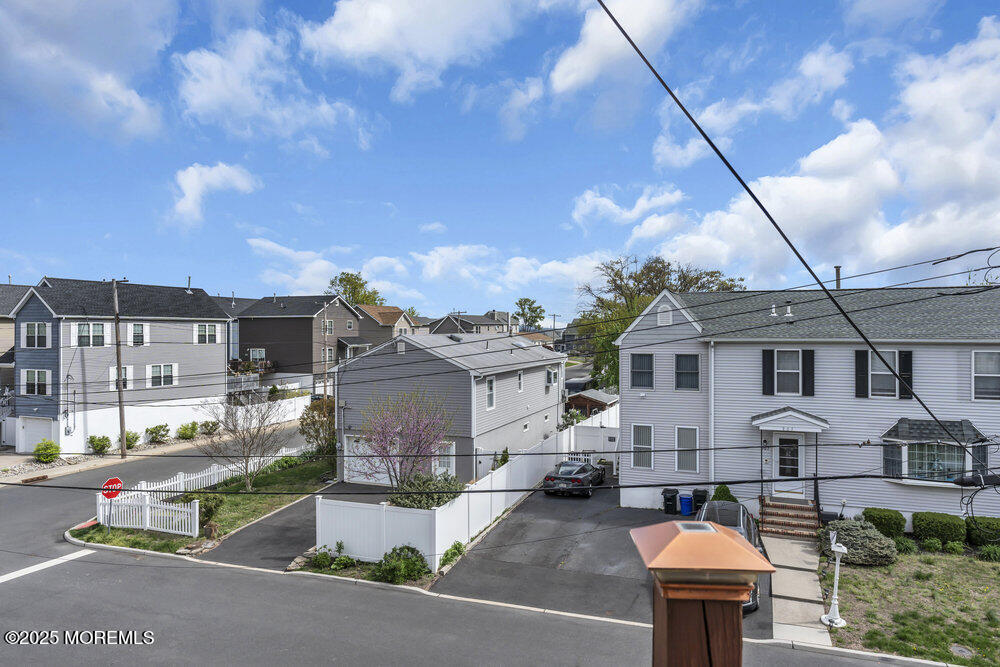 904 4th Street