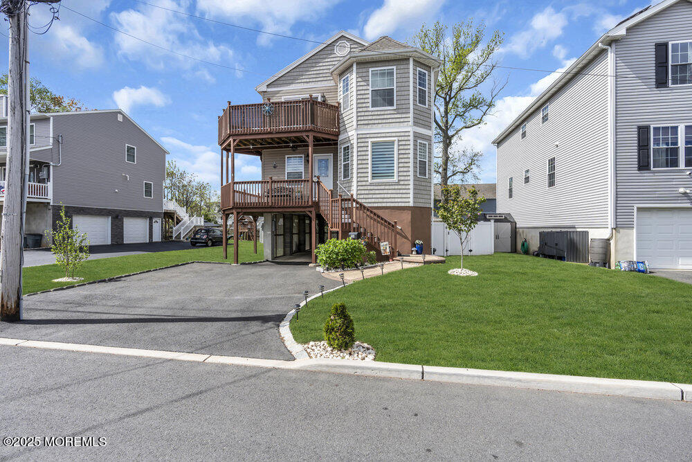 904 4th Street