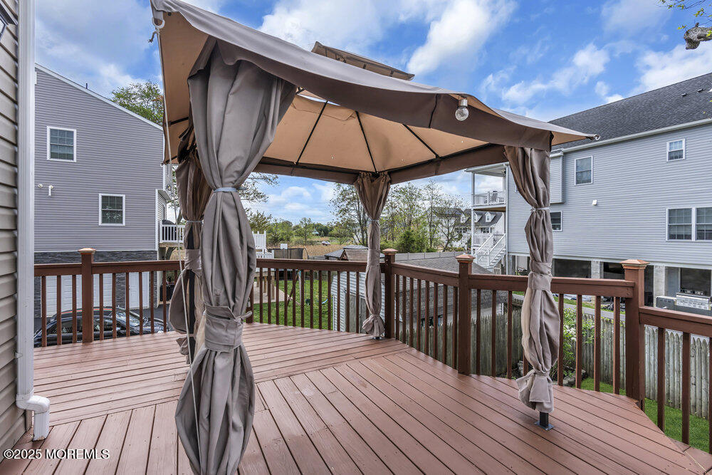 904 4th Street