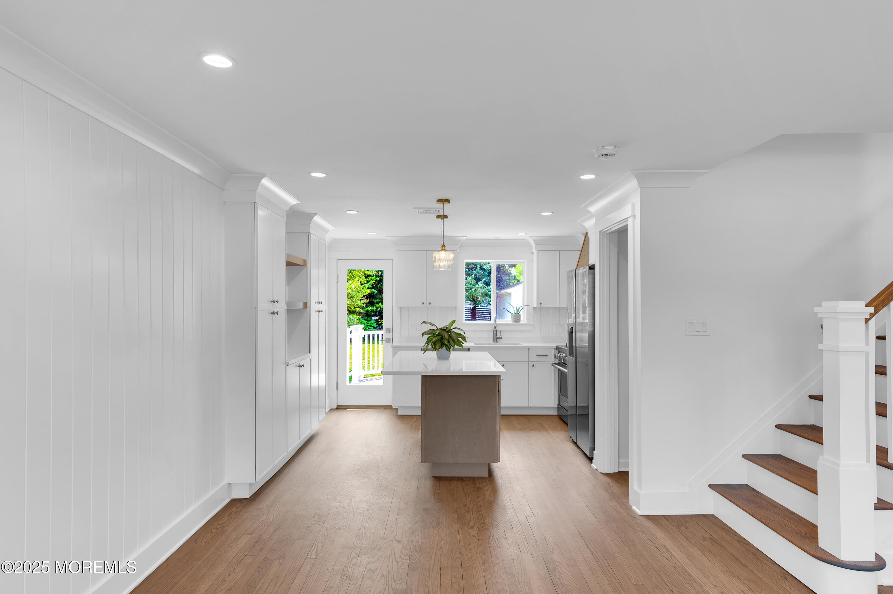 916 Ellison Avenue