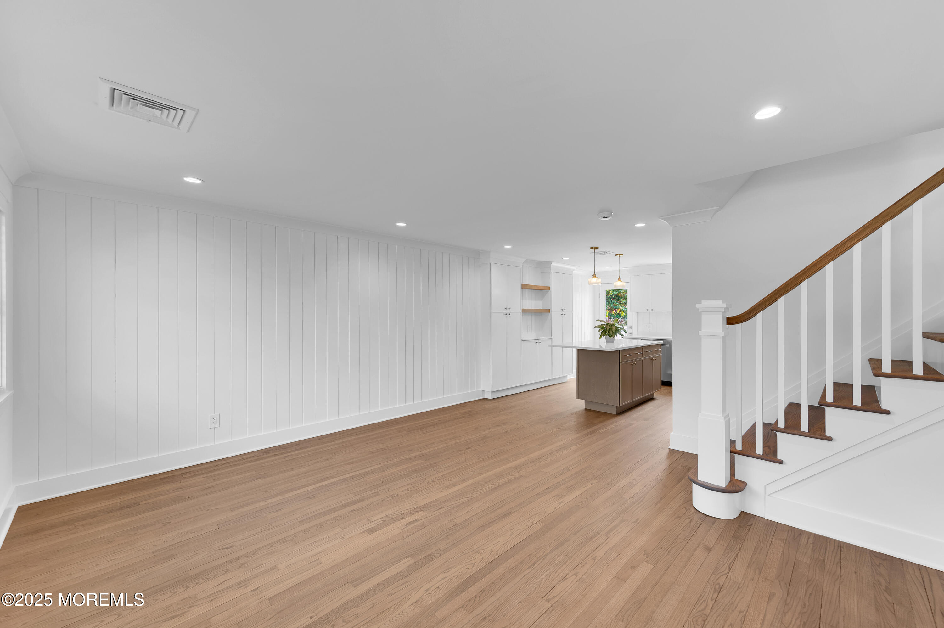 916 Ellison Avenue