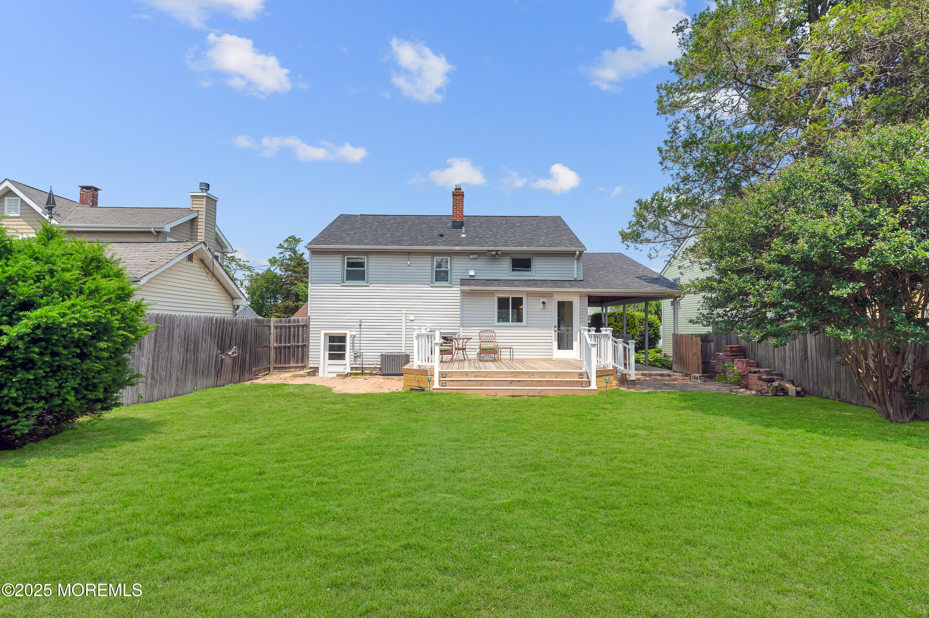 916 Ellison Avenue